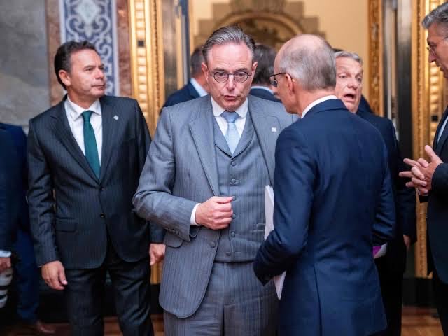 joni_askola's tweet photo. I am all for using more of our tax money to support Ukraine. However, with the energy crisis, Putin seizing European assets, and Russia showing no sign of wanting peace, it is far wiser to transfer Russia’s frozen assets to Ukraine. 

Make Russia pay for its own war instead of us https://t.co/5E4GwFkBBE