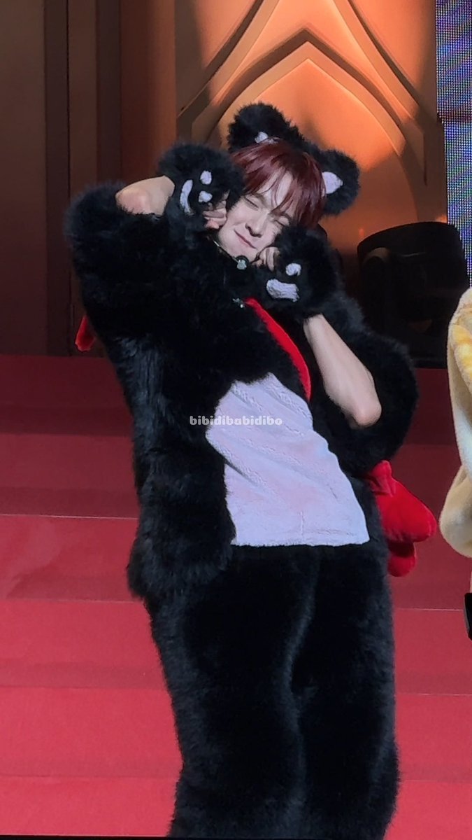maerikku's tweet photo. Good meowning everyone! https://t.co/DPS6jGYPAS