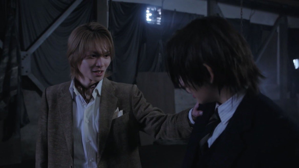 ritaka21's tweet photo. #仮面ライダーマイス
 今週も面白かったぁ！
ティグルと達臣の関係良いな〜と思いつつも
若干フラグ立ってて心配、大丈夫…だよね？
そして達臣が変身！黒猫のライダーリド🐈‍⬛
必殺の猫バクメツが猫用のレーザーポインターを
彷彿とさせる感じで面白かったw
それと音澄と優菜の過去も気になるところ… https://t.co/JnNpnLf1sB