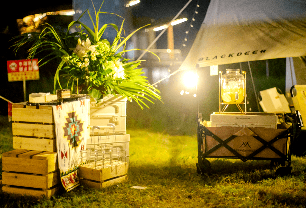 CarmelinaRogsf's tweet photo. Golden hour glow + crackling bonfires = the perfect weekend escape under the stars  No plans, just good vibes and nature’s quiet magic. https://t.co/G8aalLc6aq