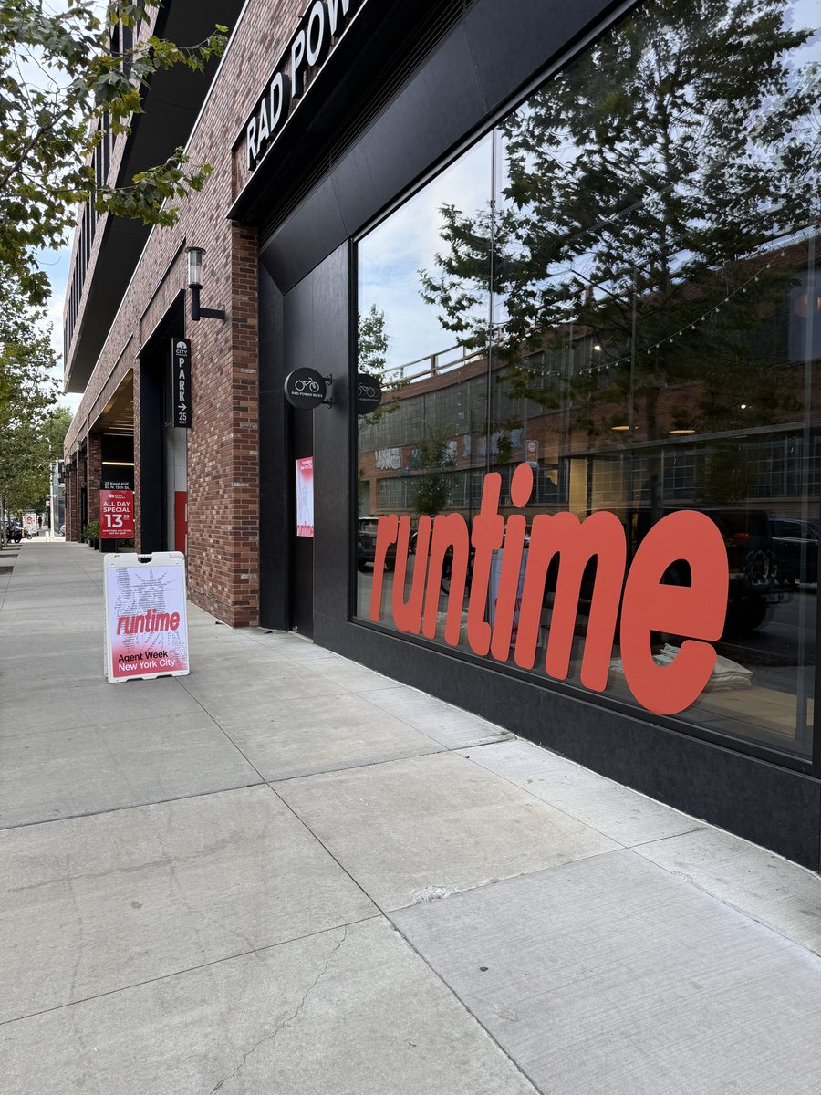 joannatran_'s tweet photo. lots of demos around trading and agent execution at runtime! https://t.co/jzhp6lbUEk