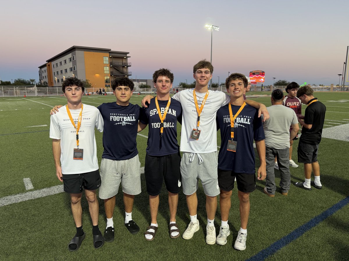 SPAFootball26's tweet photo. A few of our Scottsdale Prep Spartans had the opportunity to attend today’s OUAZ game after receiving Game Day recruiting invites. Thank you OUAZ Football

@CoachDrewGamboa @KevinHallJr4 @JaedenWeiss_17 @jacksonwlarson @braxtonwhi65895 @ConnorGust7 @YazijiLaythe @OUAZFootball https://t.co/2tj8cvPtOc