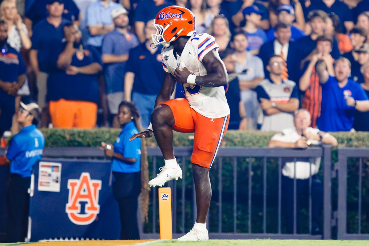 GatorsFB's tweet photo. Him https://t.co/VqK6HPjrKk