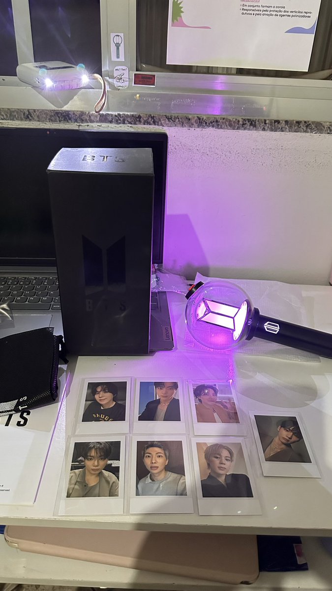 Parkssih's tweet photo. Feedback super positivo para a @jh94c !! 
Muito paciente e atenciosa, muito cuidadosa com a embalagem e envio, estou extremamente feliz e agradecida, a armybomb chegou perfeita!! 🩷🥹 https://t.co/hGRqgfjmFT