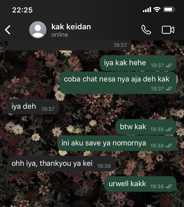 bubbleblissssss's tweet photo. officially saved Keidan’s number https://t.co/IrYefT9nBo
