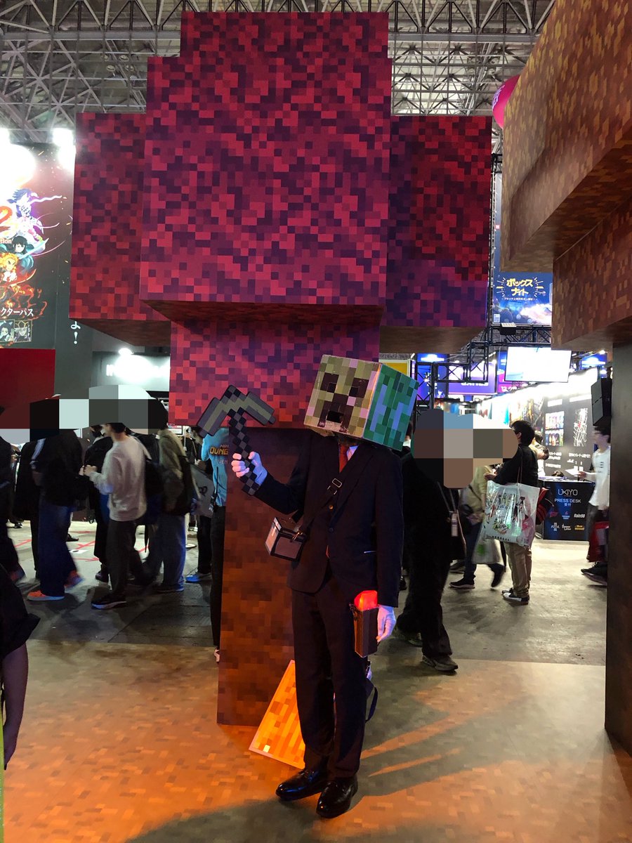 tasogin's tweet photo. 本日の5割完了

#マイクラコス
#TGS https://t.co/9tc1NT4epR