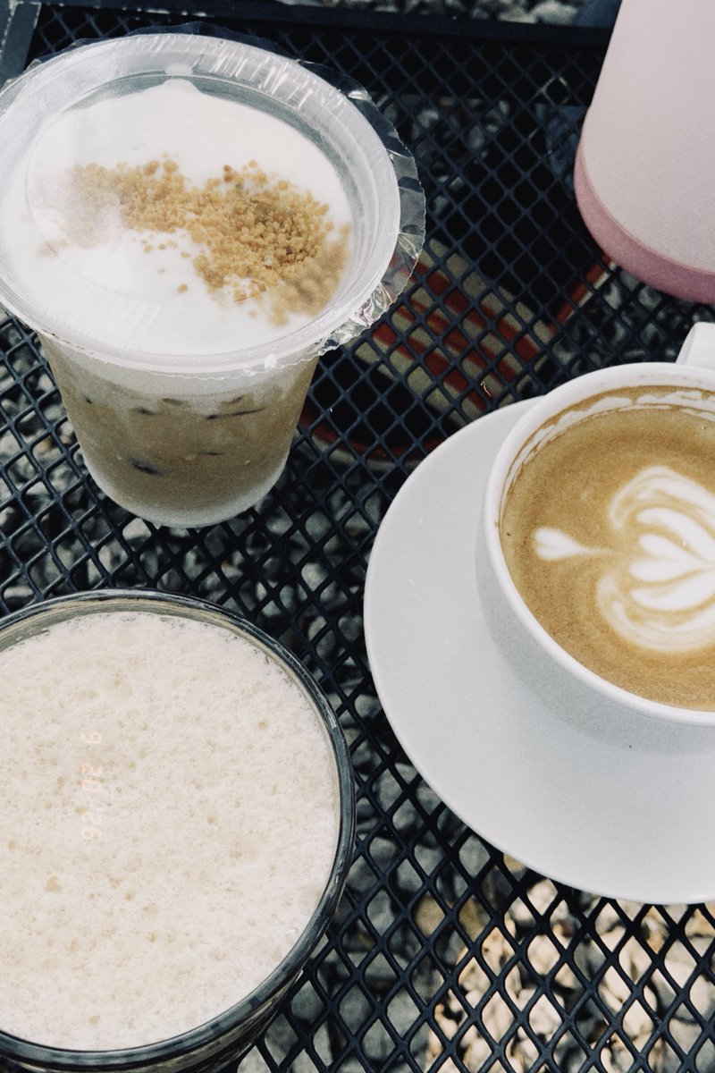 lalalangatur's tweet photo. ngee syotoo and ngee coffeeeee in the morning https://t.co/aPw3YHMsLt