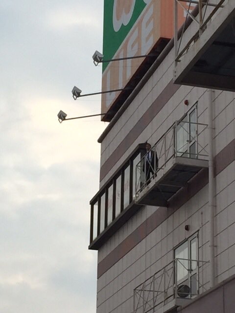 arusu752's tweet photo. あ、これ
維新が、大阪で腐敗した公務員団体、各種利権団体、□□を排除して全部利権ぶっ潰した時に、○○予告出されてSP配置した時に見た光景やw

改革するってこう言う事なんだよなあ… https://t.co/EaAJyOy4PQ