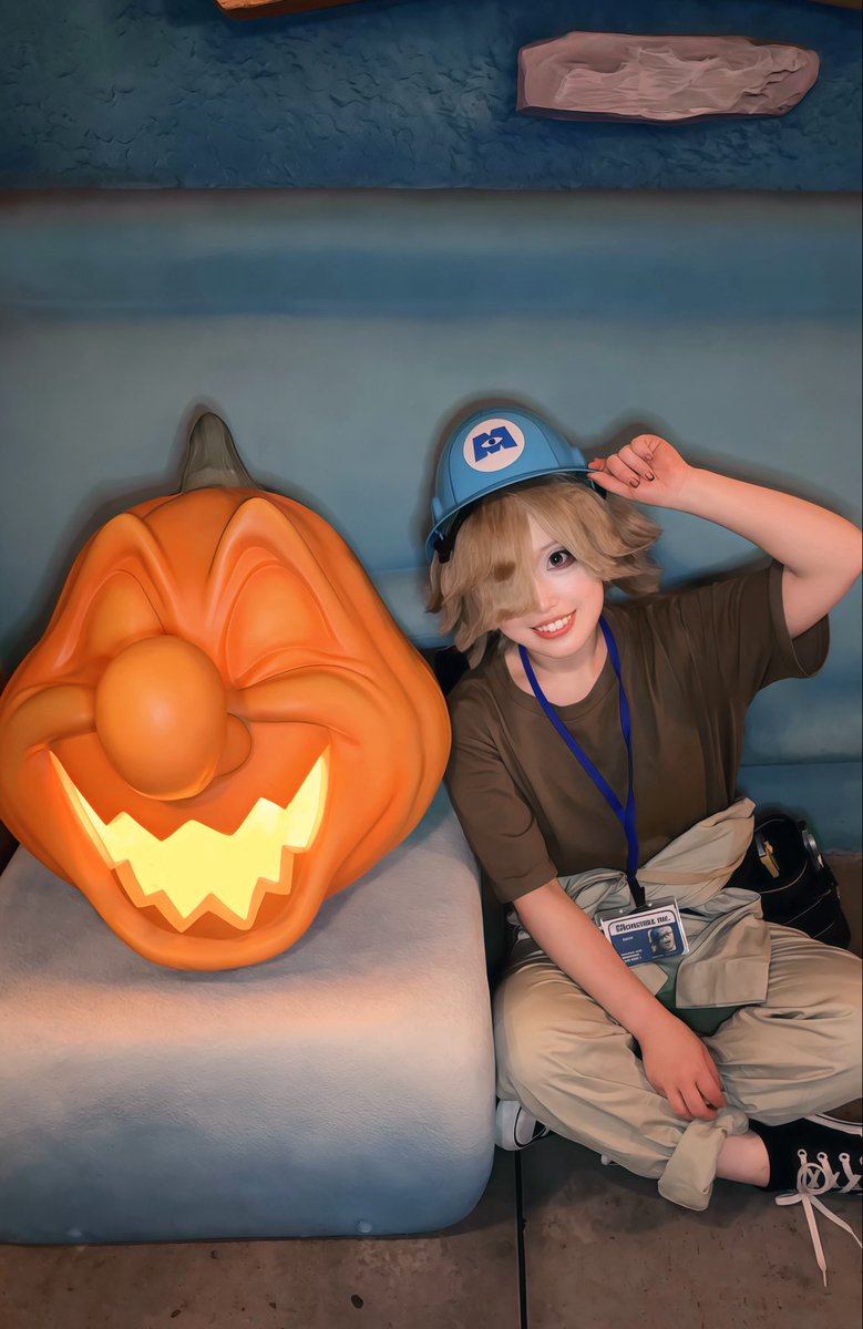 Kabayaki_69's tweet photo. 先日はスミッティをやっておりました~！たくさんの方に絡んで頂けて嬉しかった🥹💞

相方のニードルマンをやってくれたらんちゃんありがとう˘̩̩̩ ≀ˍ̮ ˘̩̩̩💖💖

楽しかったナ~‼️‼️‼️‼️✨️✨️ ✨️

#Dハロ仮装2026 #Dハロ仮装 https://t.co/KhxMJi0YNi