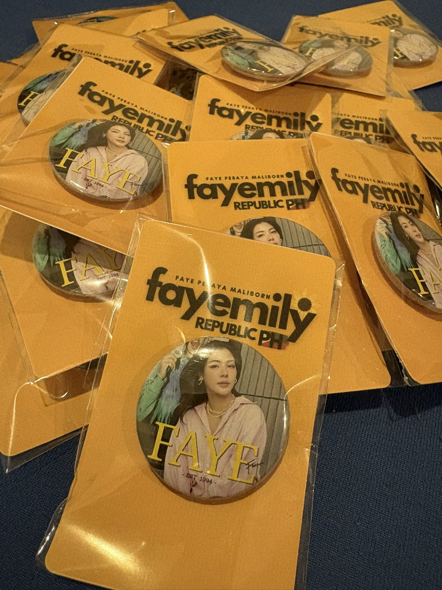 fayemilypubph's tweet photo. ✨ FRPH FREEBIES UPDATE FOR #1410STATIC AND #SLAYDOWN✨

FRPH Admins are too excited to celebrate Faye and Atom’s Birthday Party! We are so grateful for the love and support so as a token of appreciation we did prepare something for all of the fans who are coming! 

📋 90 pcs of Faye, Atom and FayeAtom Button Pins to be given away on October 23 and October 24! 

See you all there! 🫶🏻

#FayePeraya #AtomPariya 
#FayeAtom #1410STATIC #SLAYDOWN
#FayeBirthdayParty2026
#AtomBirthdayParty2026 
#FayemilyRepublicPH