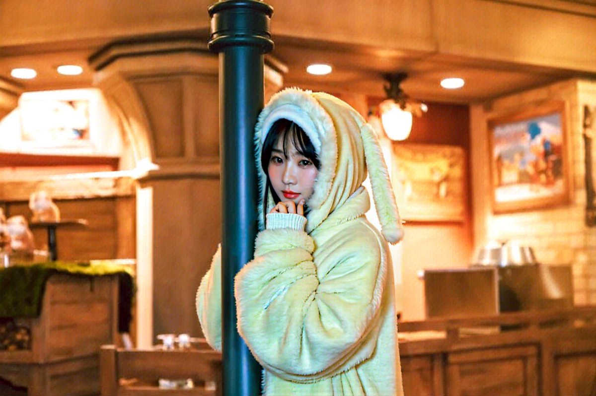 WinonaAnta3ir's tweet photo. Feeling the same breeze miles away—every late-night call, shared playlist, and silly meme keeps us close, no distance can dim this warmth. https://t.co/jzMyFtCTwK