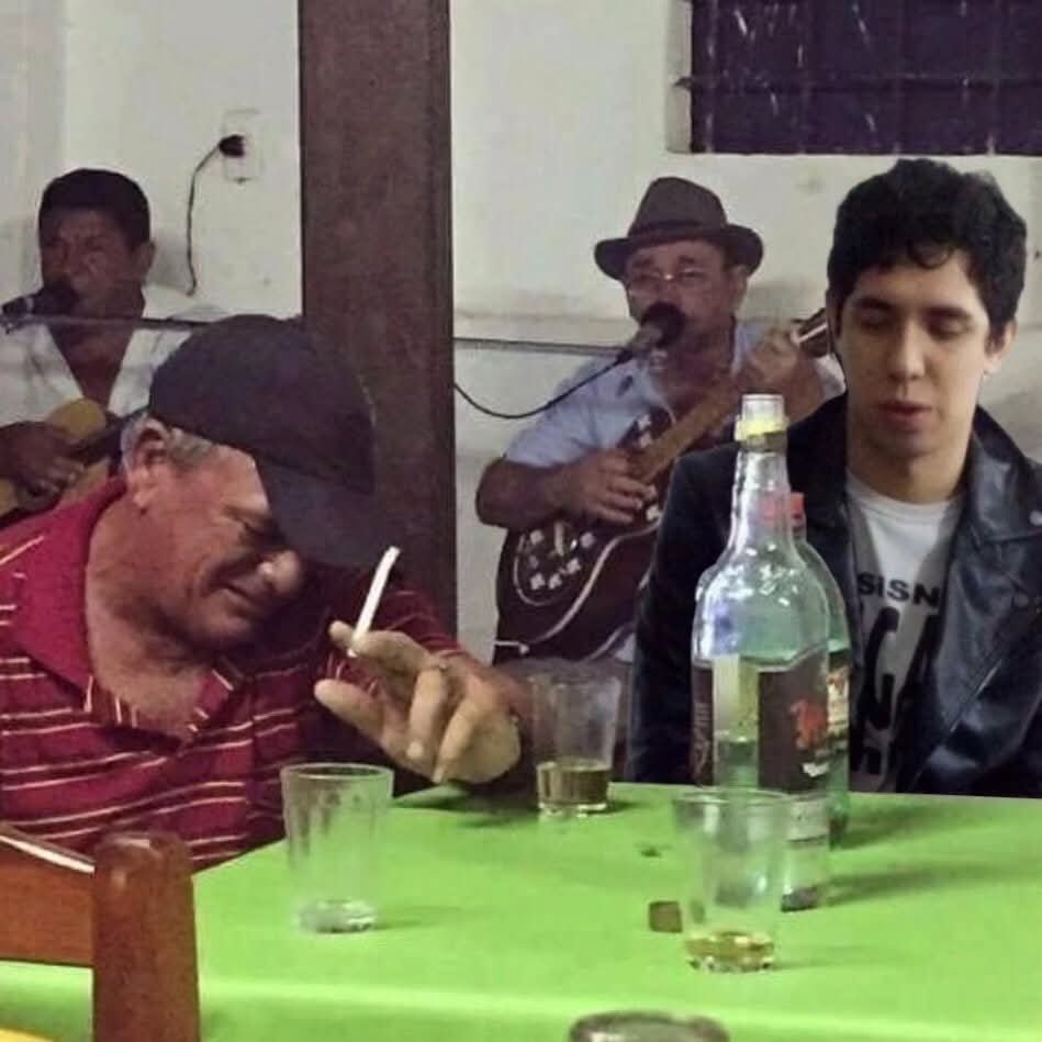wrnng's tweet photo. Enquanto vcs editam imagem com IA eu 8 anos atrás e com pouca habilidade fiz isso aqui na unha https://t.co/1MmmH89wGJ
