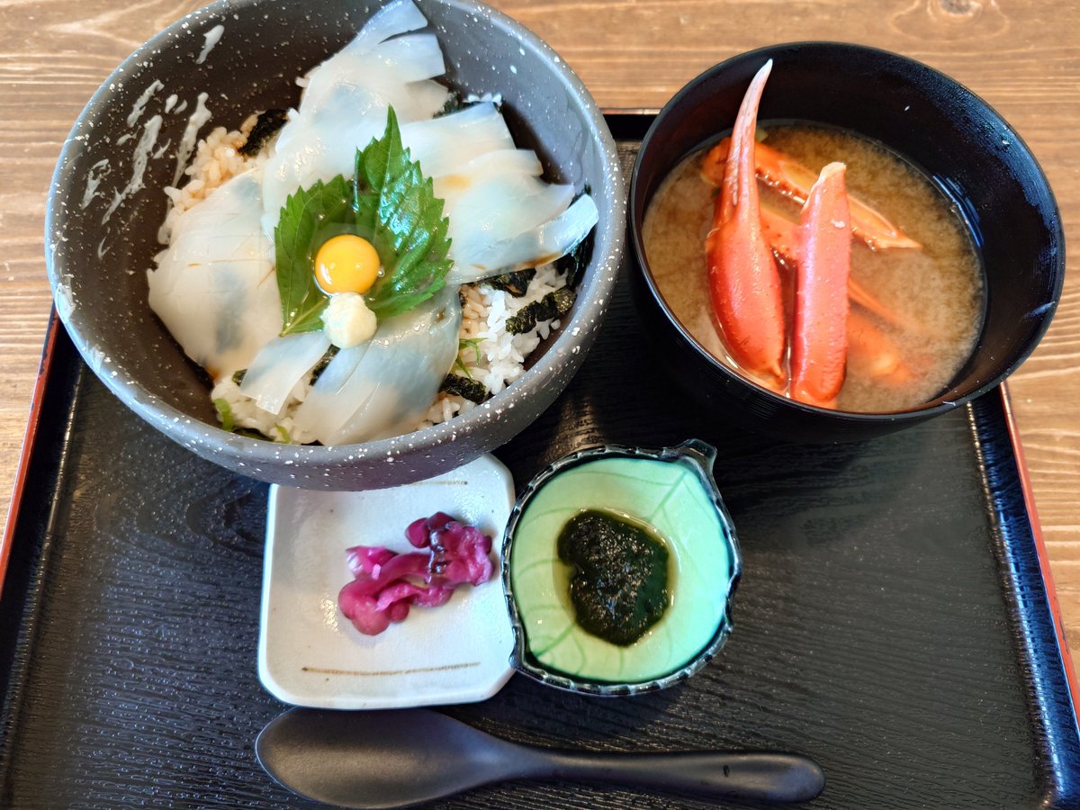 OutsideHill's tweet photo. ランチです。 https://t.co/Zz7dHnhSdH