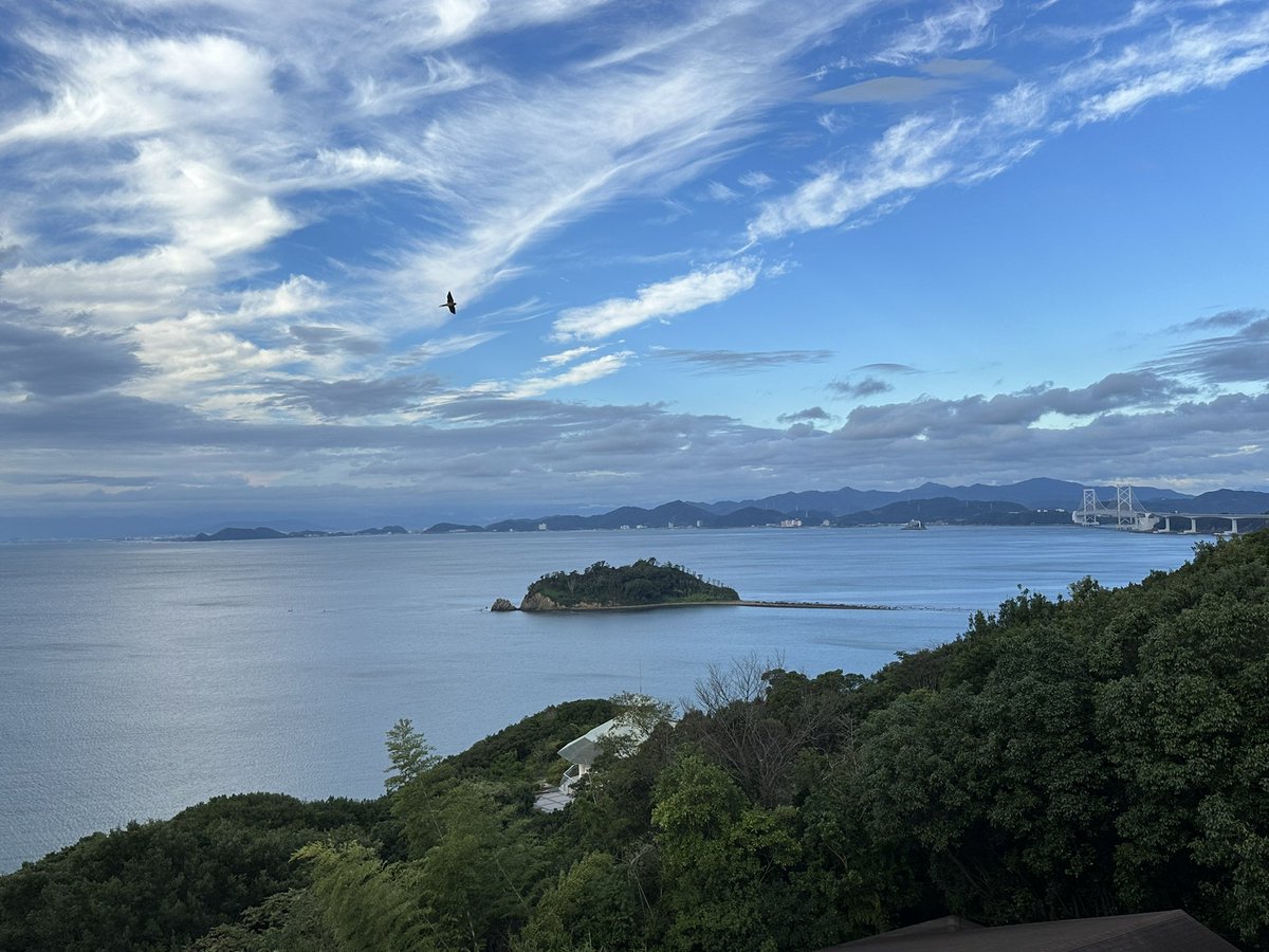 hararan_rem's tweet photo. ホテルからの景色が良すぎる✨️ https://t.co/dIbJ9L6m4u
