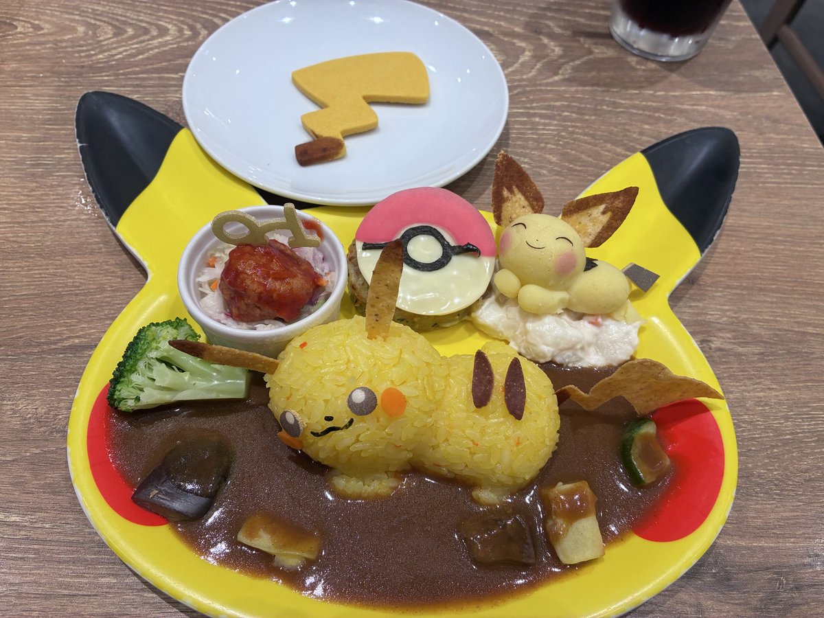 sk2_kb's tweet photo. 急遽予約取れたらしいので久々のポケモンカフェ🫶 https://t.co/98frkgNLBT