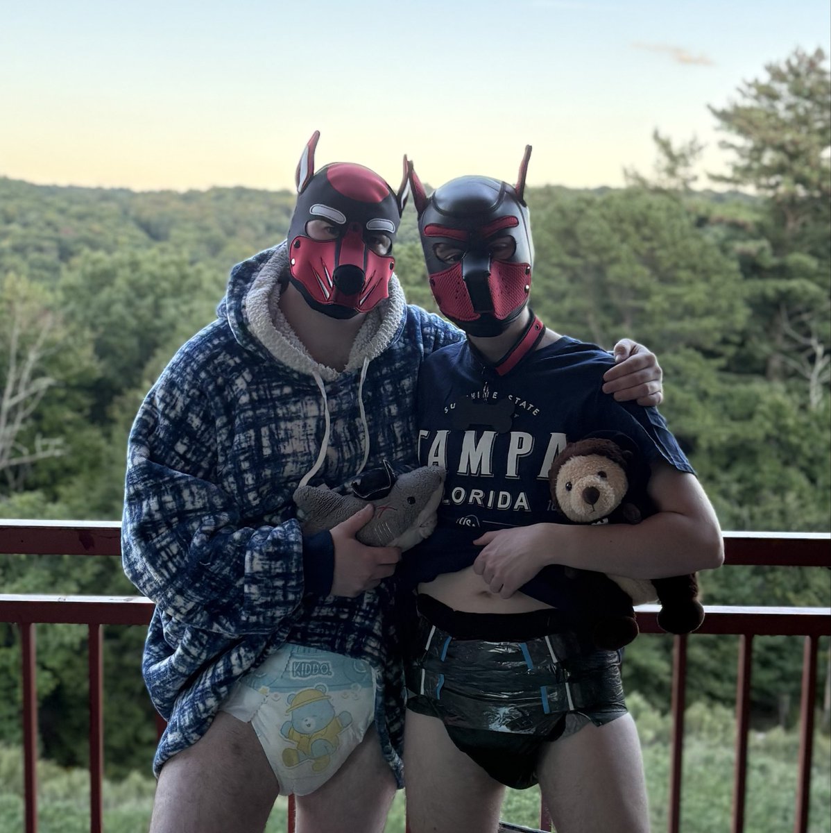 PupOtto106's tweet photo. Puppies at the Great Wolf Lodge! 🐶 *Ruff ruff* https://t.co/Mtj9et7U9i
