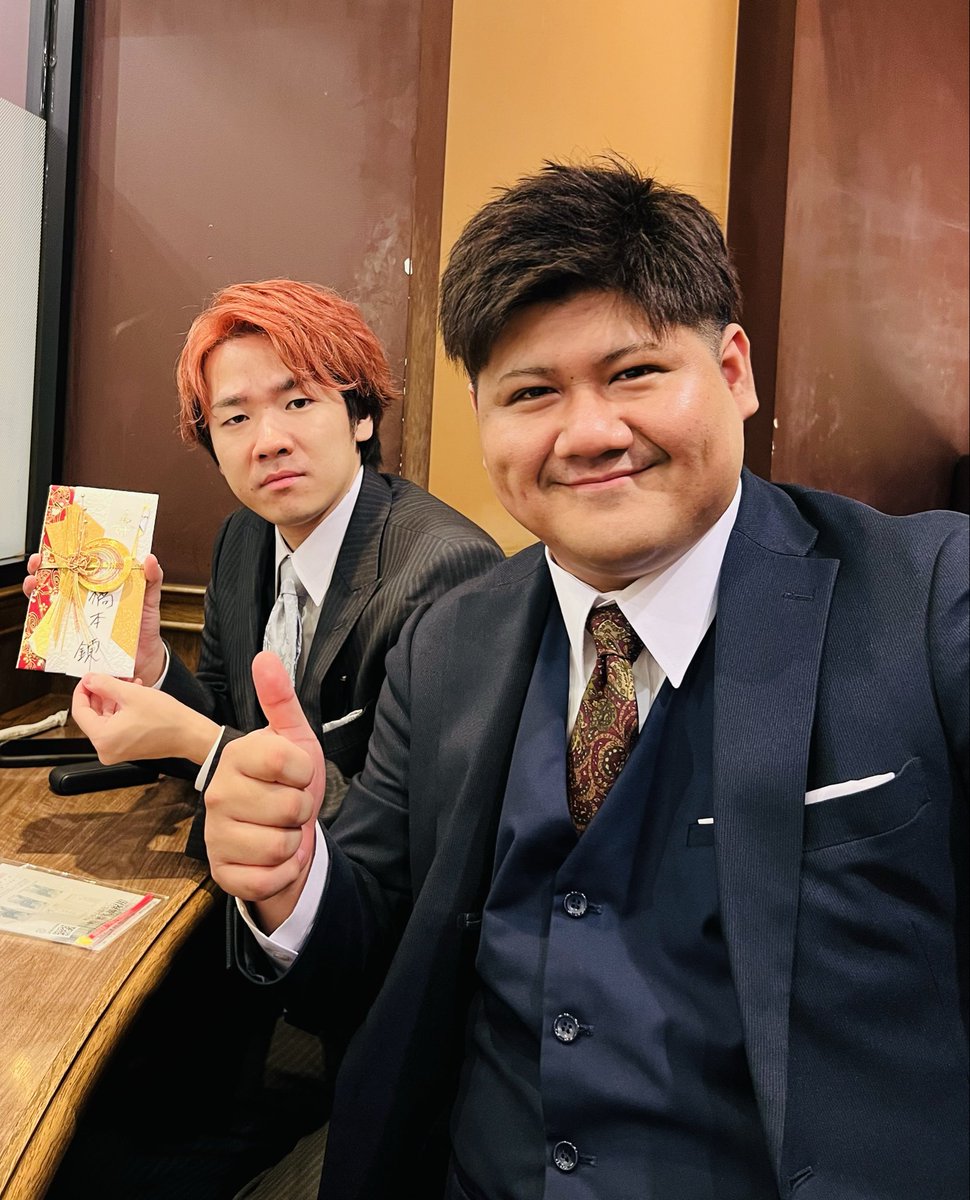 s_monkey0113's tweet photo. 今日は友達の結婚式行くので競馬配信お休みです🏇 https://t.co/KHJXOYBAb5