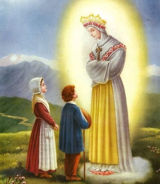 RaiosLuminosos's tweet photo. 19 de setembro, dia de Nossa Senhora de La Salette, padroeira dos agricultores e do movimendo "Mães que oram pelos filhos."

Nossa Senhora de La Salette, rogai por nós. https://t.co/26tDktDVQA