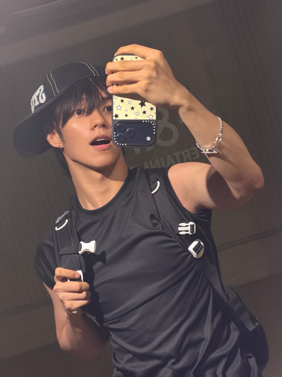 _fromjl's tweet photo. 260920 💌 [11:34am kst]

🦌: hello~
🦌: i’m so tired ㅠㅠ
🦌: what should i eat? i’m so hungry ㅋㅋㅋ
🦌: recommend one ~ ㅋㅋㅋㅋ
🦌 (pics) https://t.co/Ixki5CSrFR