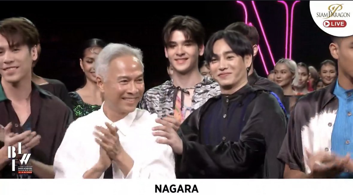 nokhookedeede's tweet photo. Nagara พี่ต้อย น่ารักกับเฮียเสมอเลย 🦋
รอดูพ่อโมเดล นะค๊าา
#เป๊กผลิตโชค https://t.co/6e39XPIqlB