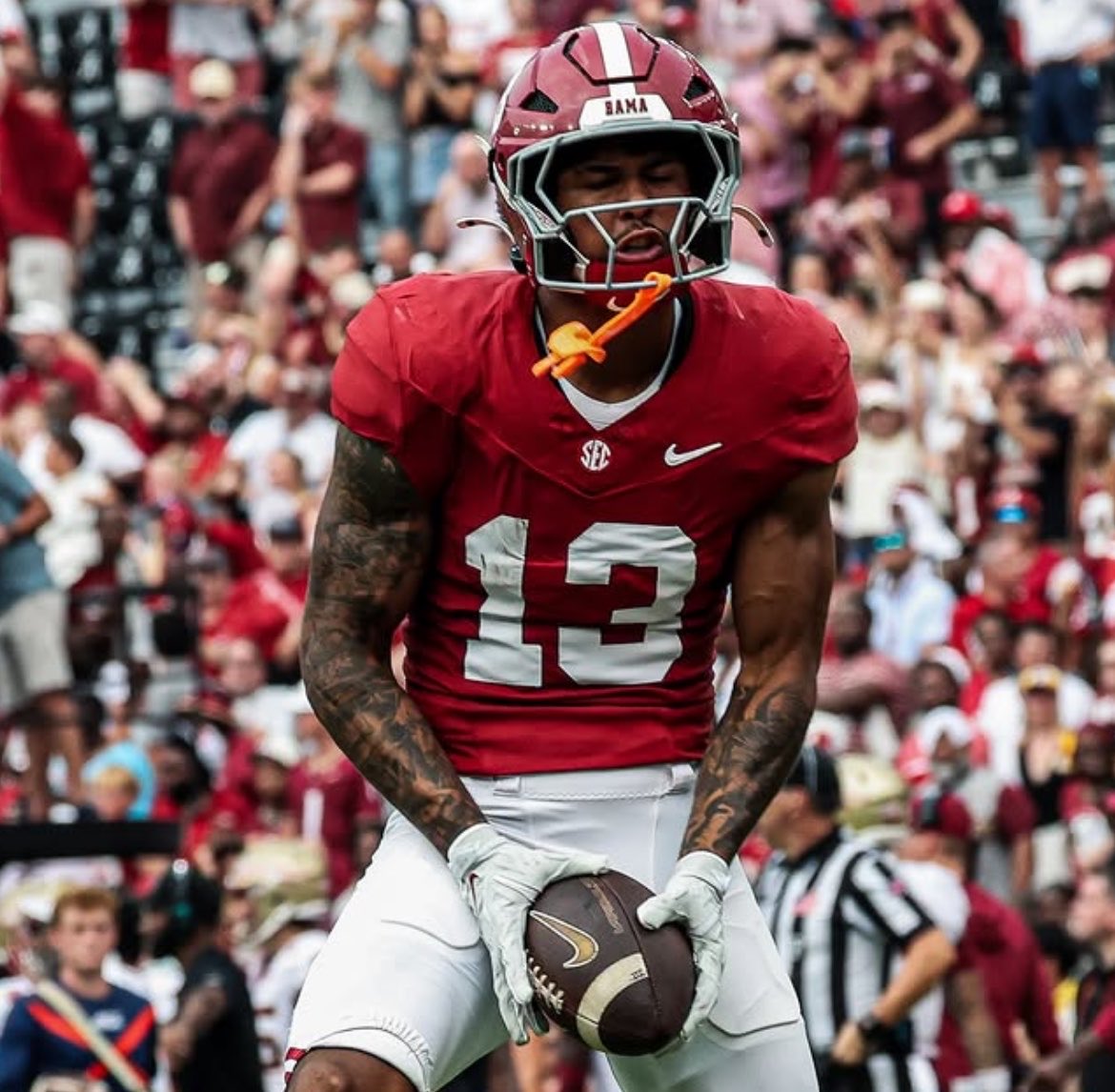 CrimsonCoverage's tweet photo. Final individual stats for Alabama’s defense in win against FSU:

D. Thompkins - 6 TKLS, SACK, TFL
L. Metz - 6 TKLS
C. Woodson - 5 TKLS
Y. Pierre - 5 TKLS, TFL, PD
QB Reese - 4 TKLS
T. Green - 3 TKLS, SACK, 2 TFLS
K. Sabb - 3 TKLS, PD
R. Morgan - 3 TKLS, INT
J. Hill - 3 TKLS, SACK, 1.5 TFLS
D. Umeozulu - 3 TKLS, 0.5 TFL
Z. Brown - 3 TKLS, 3 PD
I. Faga - 3 TKLS
B. Hubbard - 2 TKLS, INT
D. Lee Jr. - 2 TKLS
I. Taylor - 2 TKLS, INT
L. Simmons - 2 TKLS
K. Bingley-Jones - TKL
C. McDonald III - TKL, PD
C. O’Neal - TKL
D. Johnson - TKL
J. Latham - TKL
J. Edwards - TKL