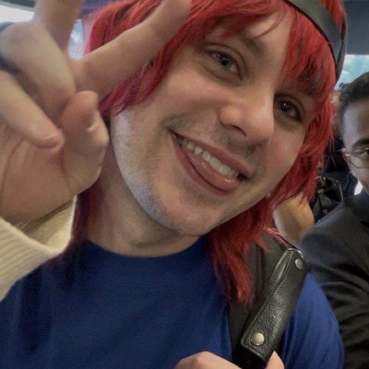 TopsBestFren's tweet photo. I love these photos he looks so happy and his eyes are all sparkly. Thats it im putting him in my pocket. https://t.co/YM10cwuvli