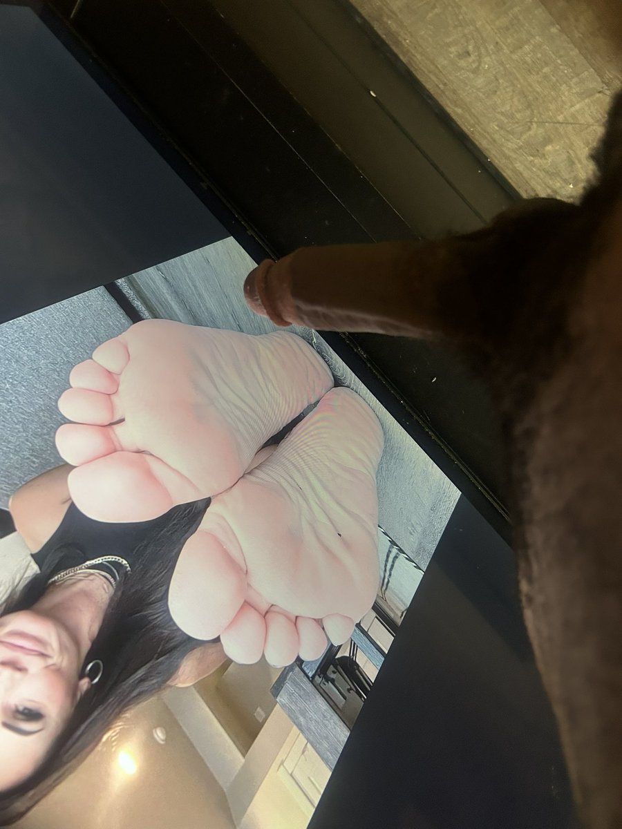 TribberAJ2000's tweet photo. Horny asf dm me
Doin tribs rn https://t.co/W3stQt2C5t
