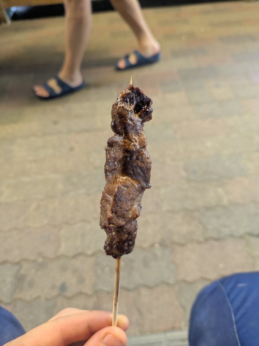 tobi10812's tweet photo. 遂に富山県着

お昼は牛串とみたらし団子

#コマ練3days https://t.co/MQLg91oLYB