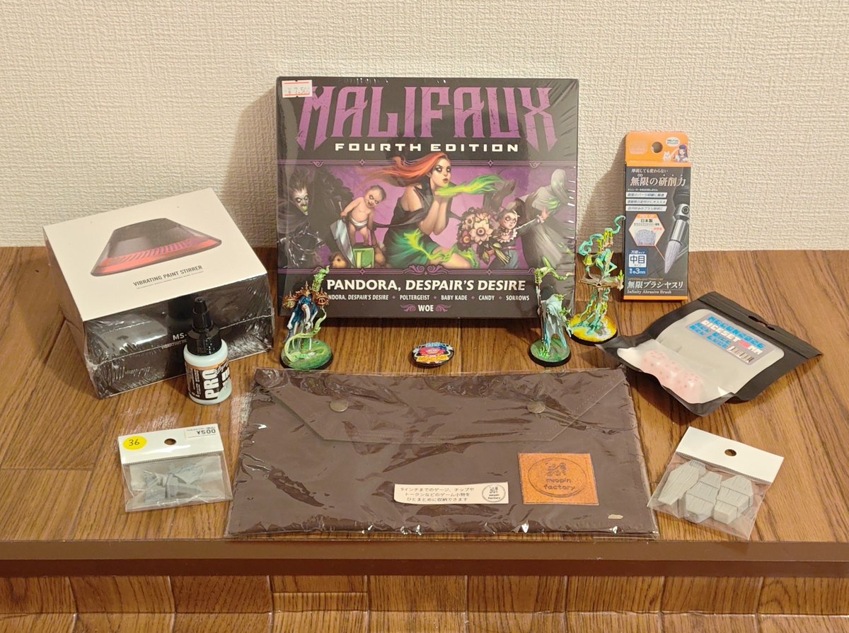 RexLapin's tweet photo. MGCONお疲れ様でした!
今回、エヌスクエアのお手伝いとして参加させていただいておりました!
Y&Yさんの設営にも参加させてもらいとても楽しんでおりました!
そして戦利品、買えなかったものもありましたがとても満足!
#MGCON https://t.co/tuqB8MT9QZ