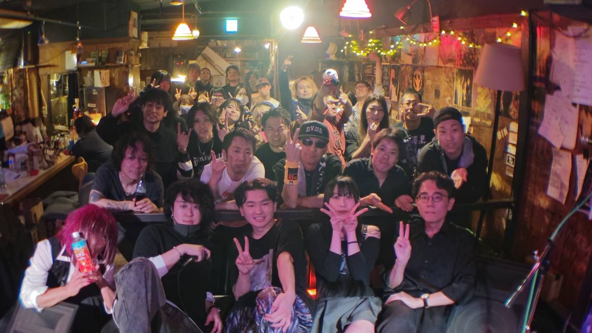 norisio26S's tweet photo. One-Shot holiday 急遽アコースティックでの参加になりましたが、なんとか乗り切れて良かった…！カホン楽しかった！
主催のリベコアさんを筆頭にどのバンドもめちゃくちゃカッコよかった！✨
このライブに参加できてめちゃめちゃ光栄でした、ありがとうございました！ https://t.co/O6vHVzOYNu