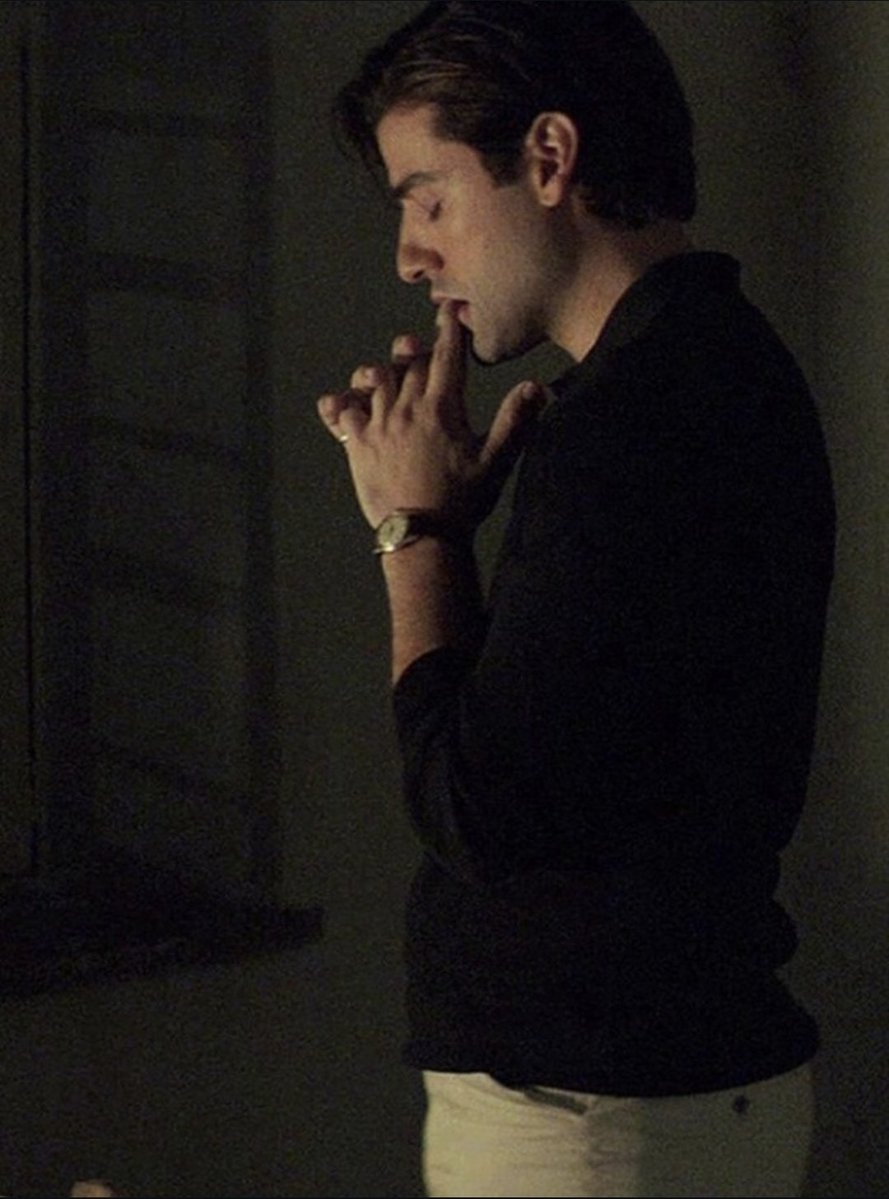 InkInDreams's tweet photo. 𝘔𝘪𝘨𝘩𝘵 𝘩𝘢𝘷𝘦 𝘢 𝘥𝘳𝘪𝘯𝘬 𝘰𝘳 𝘵𝘸𝘰 𝘢𝘯𝘥 𝘥𝘪𝘴𝘤𝘦𝘳𝘯 𝘵𝘩𝘦 𝘯𝘪𝘨𝘩𝘵'𝘴 𝘷𝘪𝘣𝘳𝘢𝘵𝘪𝘰𝘯𝘴. https://t.co/wbJvcOcU3v