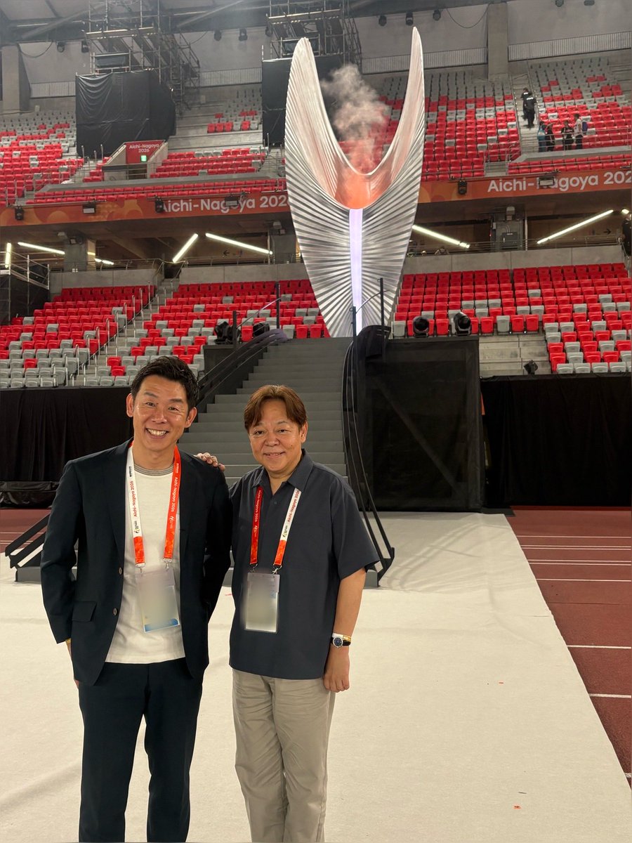 nishikawadj's tweet photo. アジア最大のスポーツの祭典 #アジア競技大会
スポーツを声で表現する日本最高峰、#関野浩之 さんと一緒に開会式を担当。
といっても僕はサブMCですがw

感動の瞬間に声で関わることができ、また一つ大切な経験を重ねることが出来ました。
想いを声に宿らせれるよう益々精進します！
#2026asiaceremony https://t.co/bxSleLT6Vz