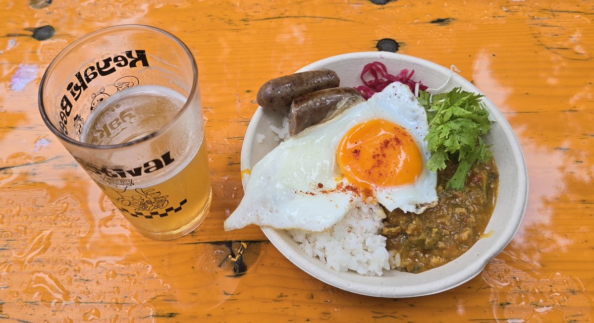 kimamateru's tweet photo. けやきひろば秋のビール祭り4日目🍻
☔なのに…やっぱり来ちゃった

傘差しながらだときっついので
早めに切り上げてアマプラで
『国宝』🎬観ながらしっぽりしよ😊

#けやきひろば
#さいたま新都心
@beer_keyaki https://t.co/IrRPK93eqF
