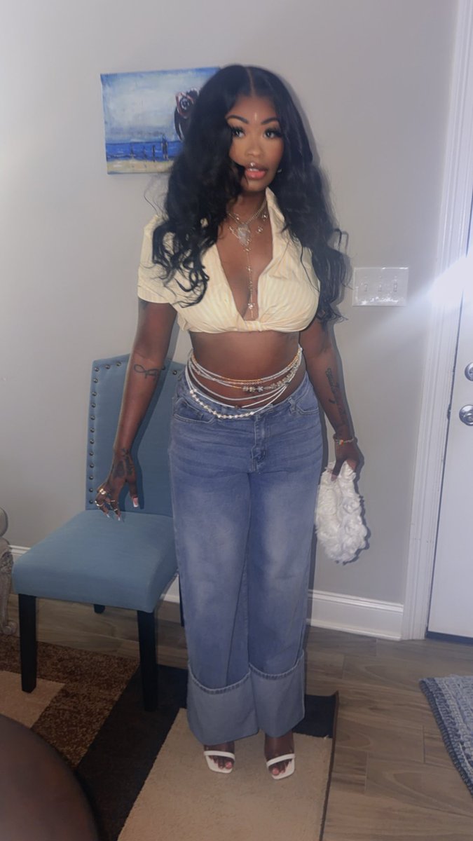 ByrdtheeModel's tweet photo. 𝐺𝑜𝑜𝑑 𝐷𝑎𝑦 𝐼𝑛 𝑀𝑦 𝑀𝑖𝑛𝑑 
𝑆𝑎𝑓𝑒 𝑡𝑜 𝑡𝑎𝑘𝑒 𝑎 𝑠𝑡𝑒𝑝 𝑜𝑢𝑡
𝐺𝑒𝑡 𝑠𝑜𝑚𝑒 𝑎𝑖𝑟 𝑛𝑎
𝐿𝑒𝑡 𝑦𝑎 𝑒𝑑𝑔𝑒 𝑜𝑢𝑡✨ https://t.co/vhMumCQyH9