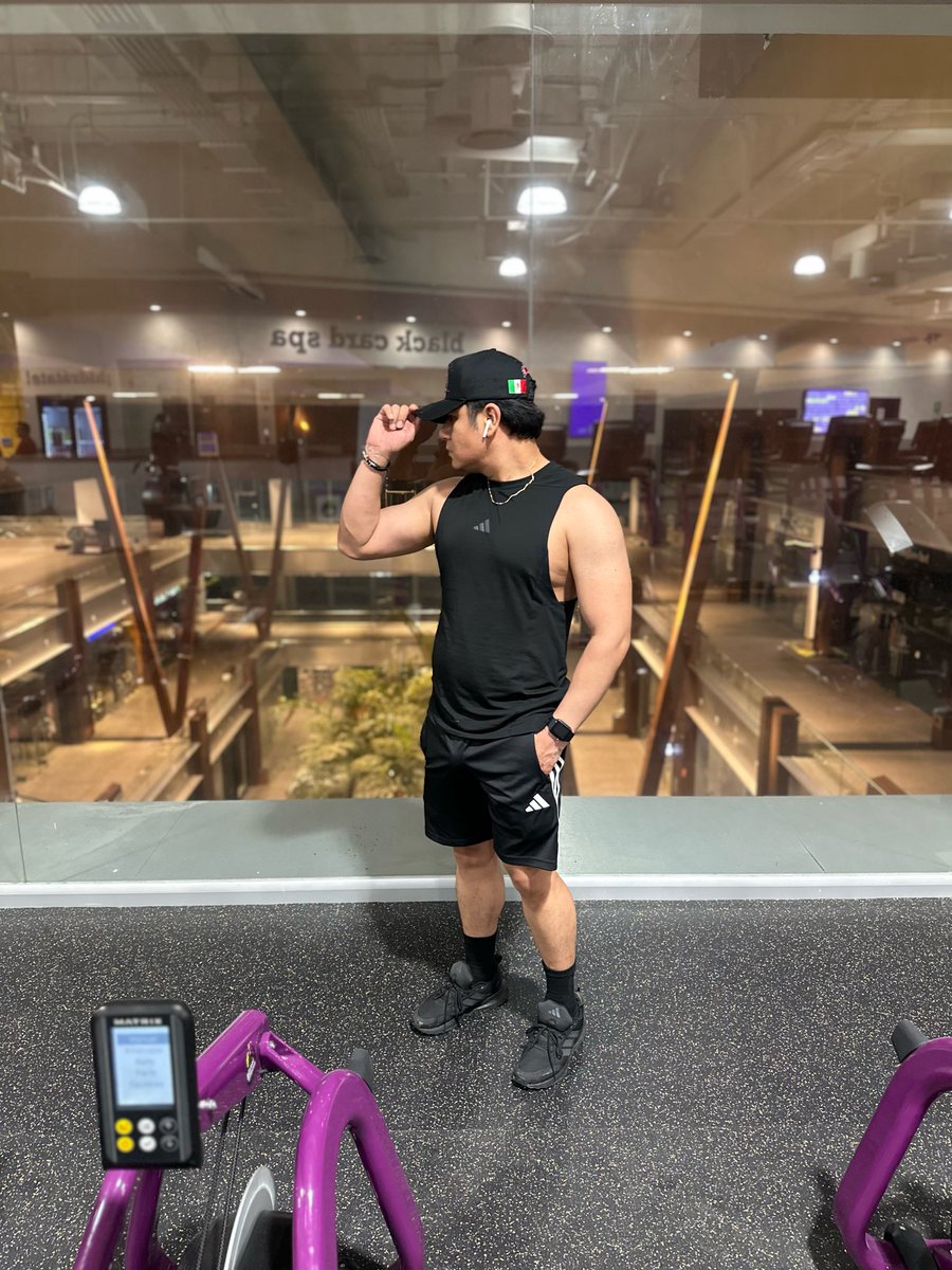 AlmoraO's tweet photo. Don’t stop believing in yourself #gymrat https://t.co/EhLuJyUjH2