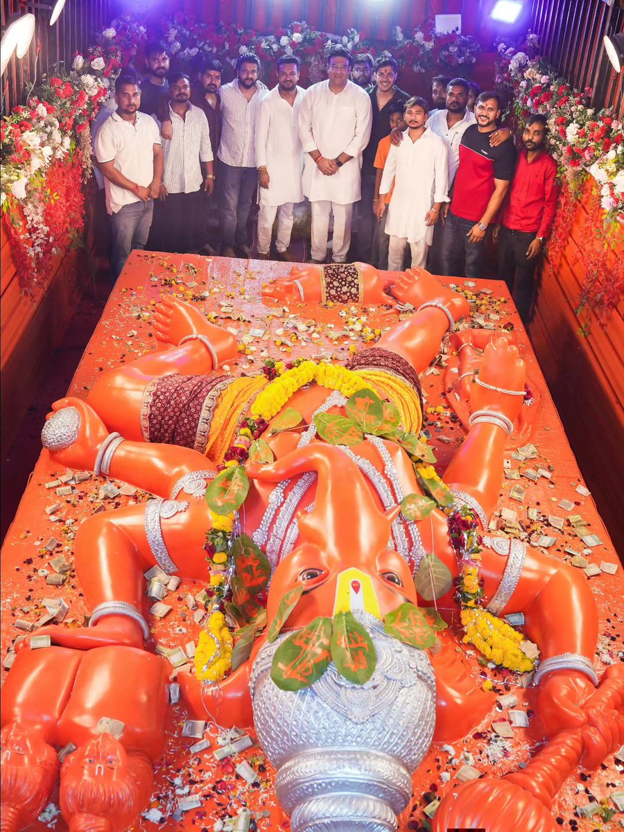 subodhharitwal's tweet photo. आज रायपुर पश्चिम विधानसभा के समता कॉलोनी, रामसागरपारा, राठौर चौक समेत विभिन्न स्थानों के विराजमान भगवान श्री गणेश जी के दर्शन किया। 

साथ ही विधानसभा के युवा साथियों से मुलाकात और वरिष्ठजनों का आशीर्वाद भी प्राप्त हुआ। https://t.co/OZE1D0Zcn8