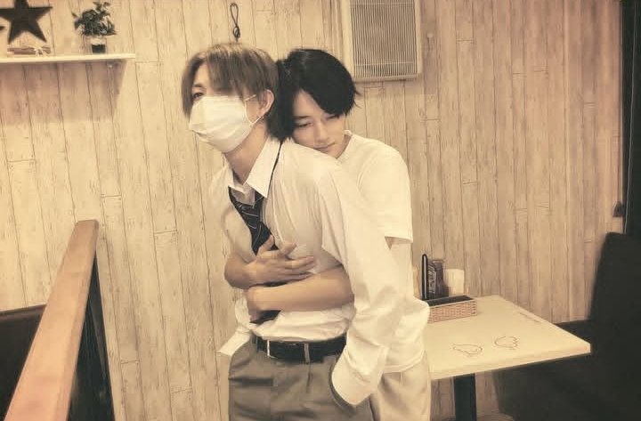wan1kaitokun's tweet photo. 涙涙😭😭😭😭😭😭😭😭😭😭😭😭😭😭😭😭😭😭😭😭😭😭😭またこのツーショ見れて嬉し"い"😭😭😭😭😭😭😭😭😭😭😭😭😭#櫻井海音 #綱啓永 #顔だけ先生 #ブルーロック https://t.co/IPb6Ufa2o3