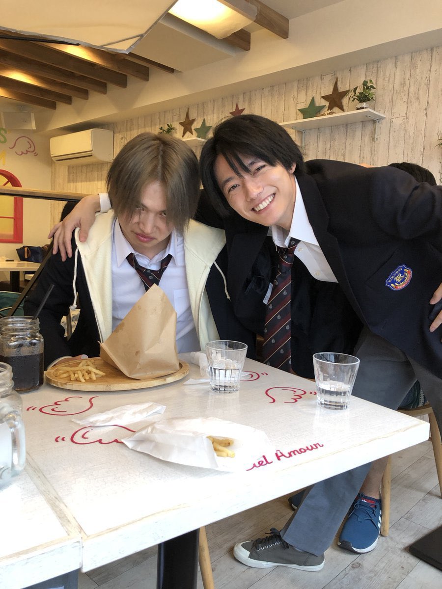 wan1kaitokun's tweet photo. 涙涙😭😭😭😭😭😭😭😭😭😭😭😭😭😭😭😭😭😭😭😭😭😭😭またこのツーショ見れて嬉し"い"😭😭😭😭😭😭😭😭😭😭😭😭😭#櫻井海音 #綱啓永 #顔だけ先生 #ブルーロック https://t.co/IPb6Ufa2o3
