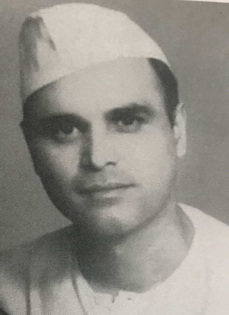 Ashok66835808's tweet photo. Dipak Dutt Choudhary, organized the first India Independence Day luncheon in 1937 in Landon &amp; was entrusted by Mr C.F. Andrews to organize the introduction of Indra Nehru (Later Indira Gandhi ) to the Brirtish ‘Public’ at the Friends House. Indra was then a student at Oxford. https://t.co/eDmM6dqsbW
