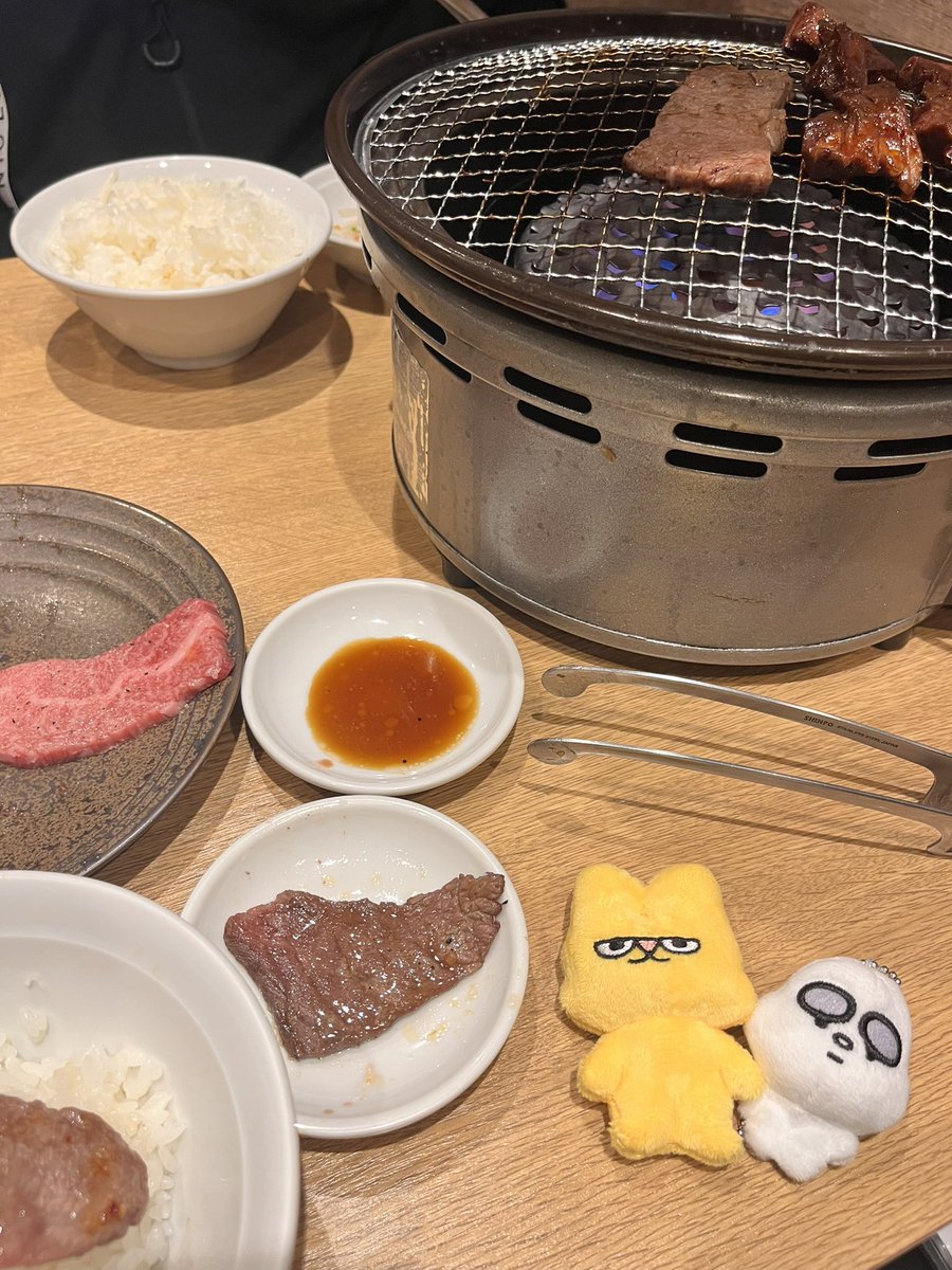 kurumilk96369_'s tweet photo. 君を 君を 愛してる
スジとハツとタレと肉 https://t.co/r8AVVhLE6j