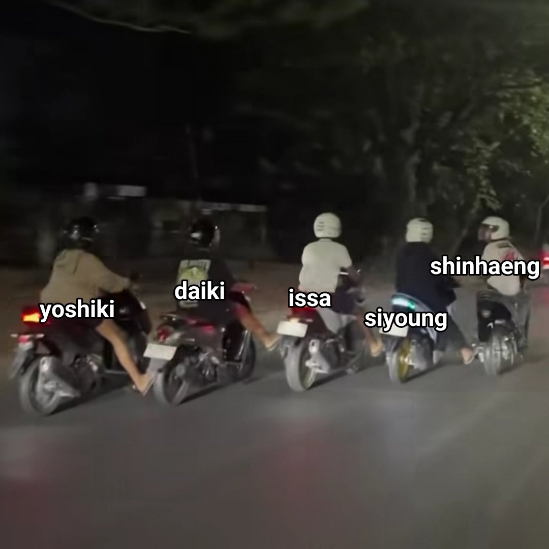 shinea1ight's tweet photo. ko1keyz kalo naik motor https://t.co/71xbdqeV52