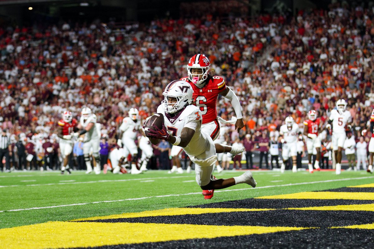 faithlharris's tweet photo. FINAL: Maryland 26 Virginia Tech 35

The Terps lose to a James Franklin-led team again. Malik Washington had 359 yards and three touchdowns, but lacked support as the rushing game only had 64 yards.

Demoralizing loss for a sold-out Terps crowd looking to see its first big win since 2024.
https://t.co/hXkousV2J9
📸: @j_picsix