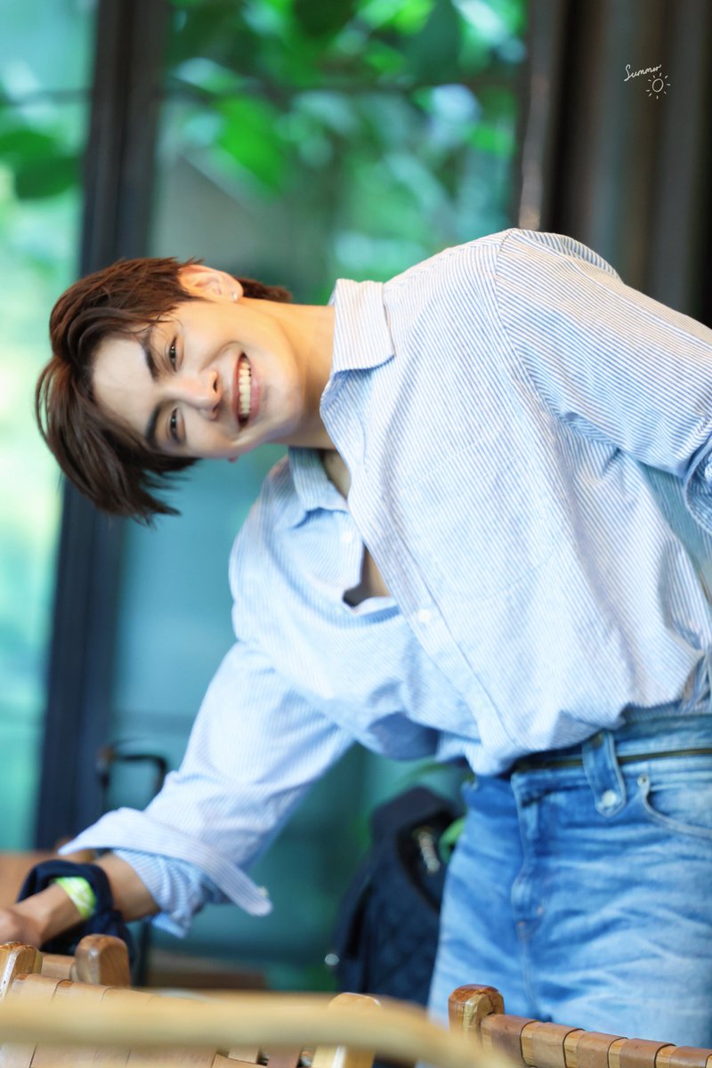 kanyapath1979's tweet photo. รอยยิ้มที่สดใสของหนูมันน่ารักที่สุดแล้วครับร้องไห้บ้างเสียใจดีใจก็ร้องออกมาแต่อย่าลืมกลับมายิ้มเหมือนเดิม
@ChenRcj https://t.co/uBXbA15aWf
