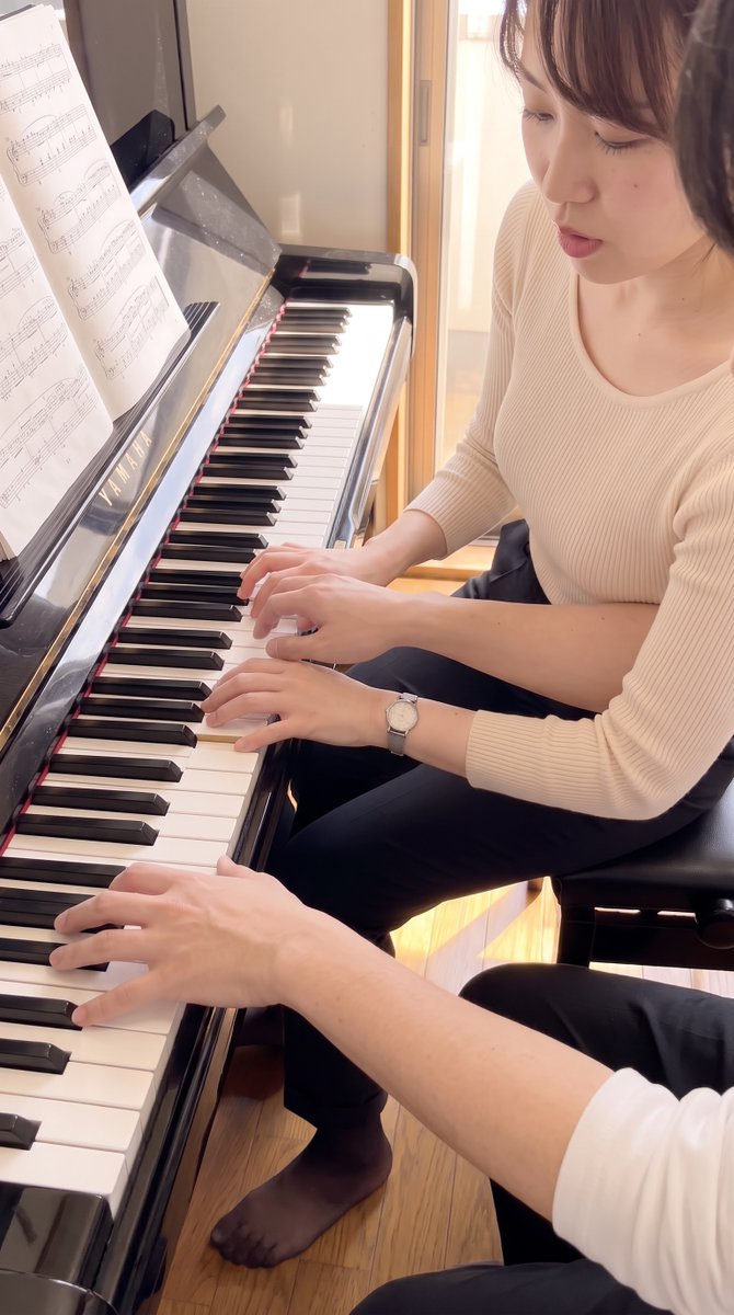 yamayamajobrock's tweet photo. 今日はピアノレッスン日🎹

先生との連弾が楽しみ
丁寧に教えてくれる素晴らしい先生です♬
#ピアノ #AIart️️️️️️️️️️️️️️️️️️️️️️️️️️️️️️️️️️️️️️️️️️️️️️️️️️️ https://t.co/di1BYBRbG4