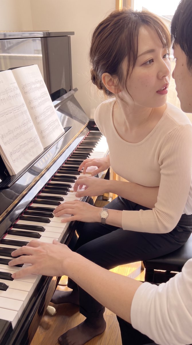 yamayamajobrock's tweet photo. 今日はピアノレッスン日🎹

先生との連弾が楽しみ
丁寧に教えてくれる素晴らしい先生です♬
#ピアノ #AIart️️️️️️️️️️️️️️️️️️️️️️️️️️️️️️️️️️️️️️️️️️️️️️️️️️️ https://t.co/di1BYBRbG4