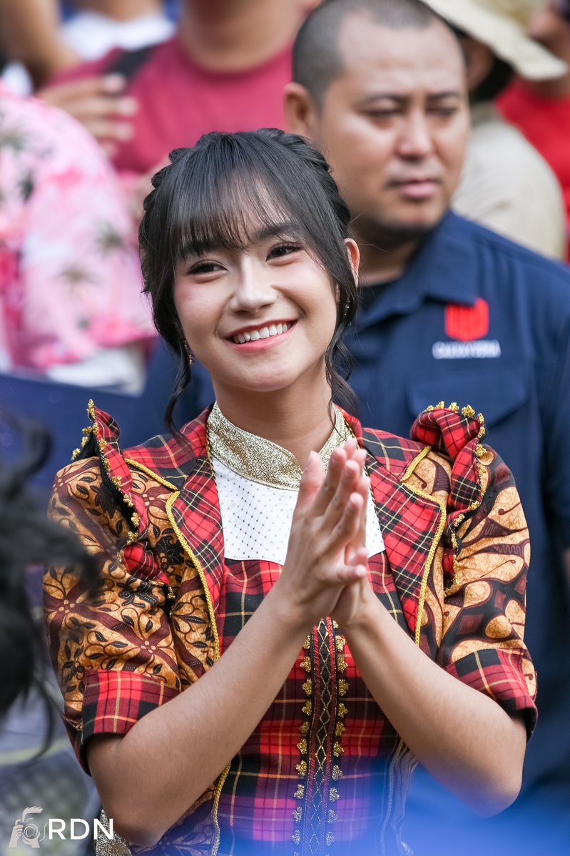 RDNADN's tweet photo. .@Freya_JKT48 || 200926 Ayo Senyumlah MV @ CFD Sudirman https://t.co/elDEIrmpfq