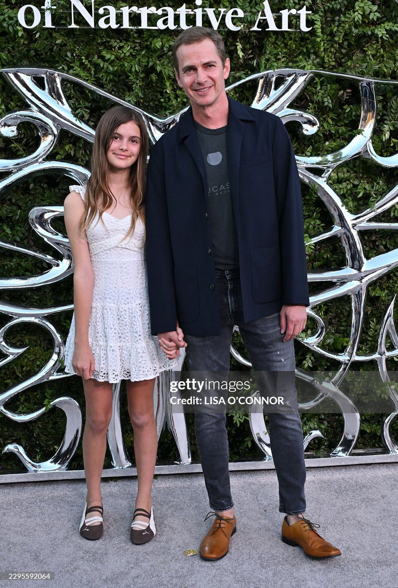 sw_holocron's tweet photo. Hayden Christensen and his daughter visited The Lucas Museum of Narrative Art https://t.co/3pwECkVPQ9