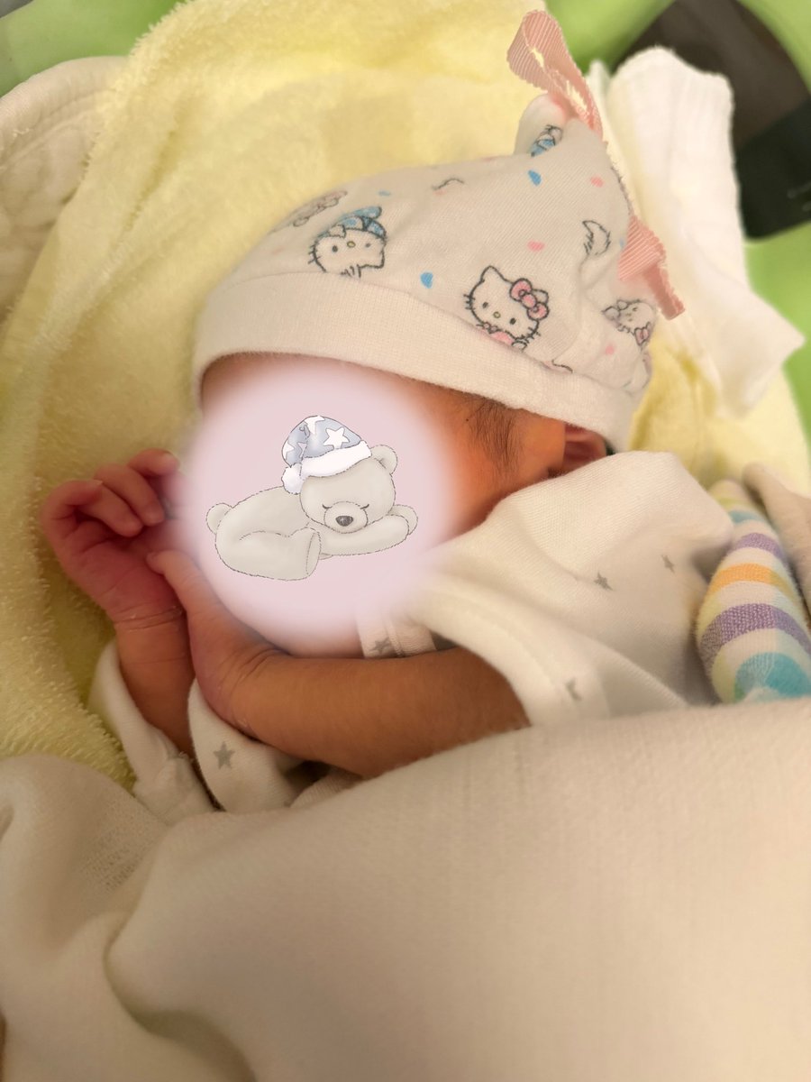 tajitaku_mini's tweet photo. 【ご報告🕊️】
予定日より約3週間程早く、
第一子が誕生しました👶🏻💓
いろいろな要因があって緊急帝王切開での出産となりました。
術後の痛みが想像以上で、当日の夜は寝れなかった💦
現在、母子共に健康です😊
まだ現場には行けませんが、引き続き、緩く推し活していきます✨️ https://t.co/F4g6KoP1aI