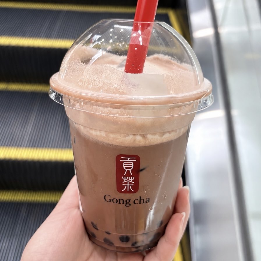 Rinnabiyou417's tweet photo. ゴンチャのみきやスペシャル初めて飲んだけど、流石に気が利いてた(激甘で美味い) https://t.co/sLwNBGL7sY