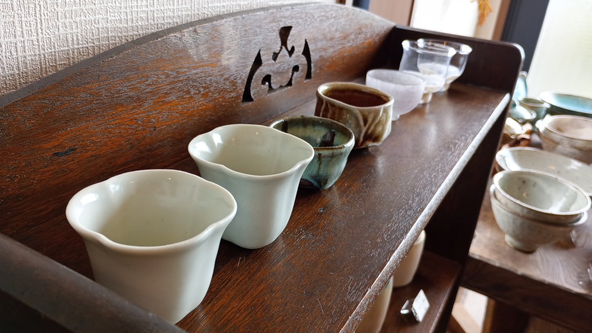 kemono_tw's tweet photo. ひやおろしたい季節ですねぇ🍶 https://t.co/35SuBmiesz